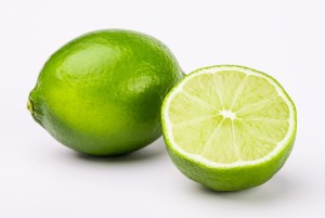 Limonka świeża (około 100g)1(Brazylia) szt
